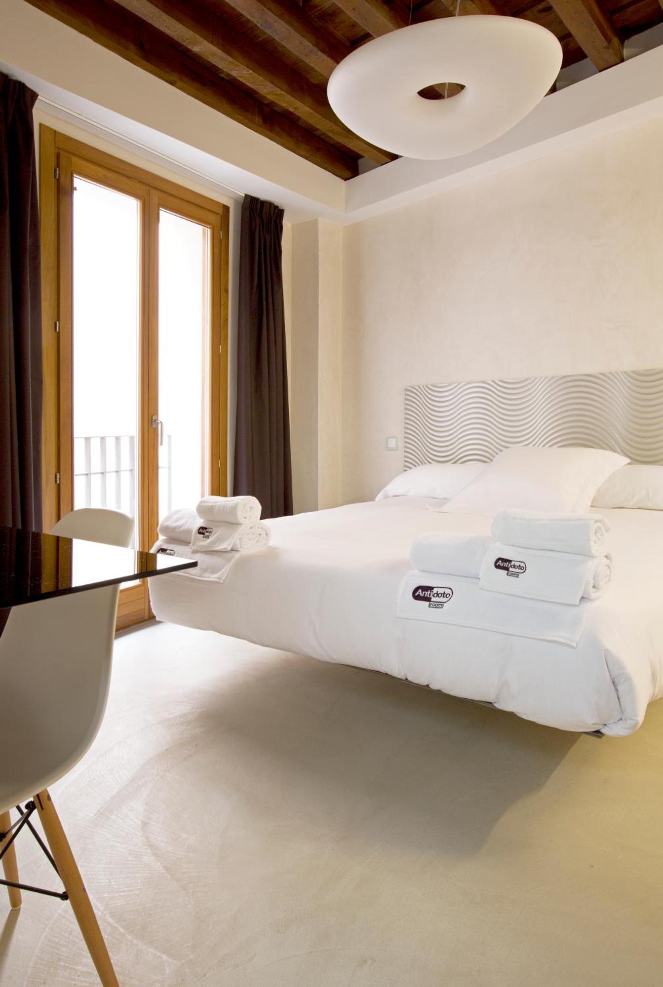 Antidoto Rooms San Agustin - Recomendado Para Adultos Toledo Exterior foto